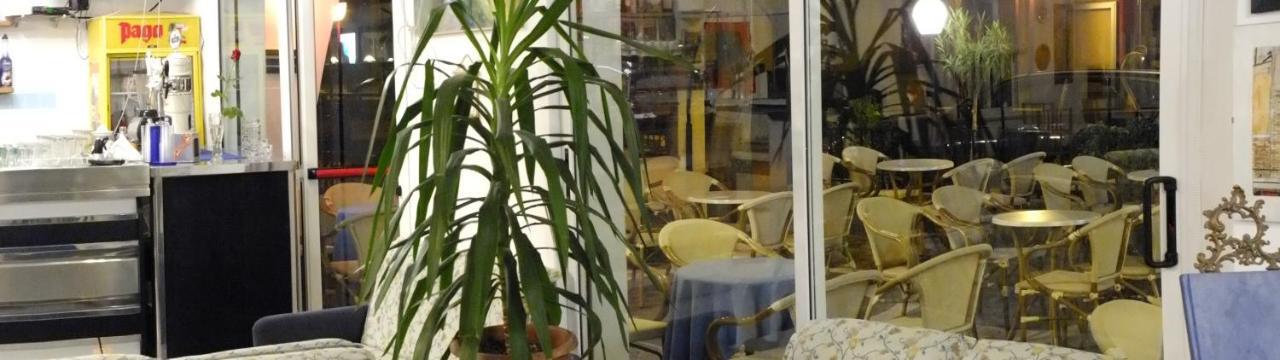 Hotel Adria Misano Adriatico Kültér fotó